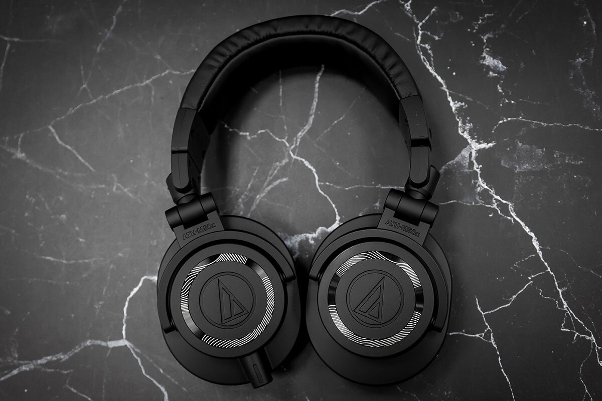 ATH-M50x ENSO:楕円形状イヤカップ