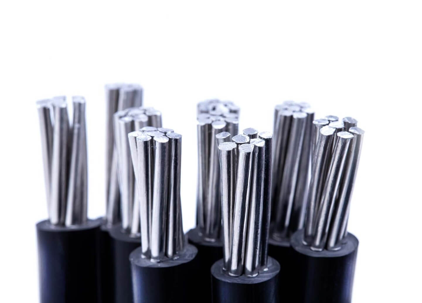 より良い導体の追求により「銀」や「アルミニウム」のケーブルが誕生した<br>~ディープすぎるオーディオケーブルの世界~