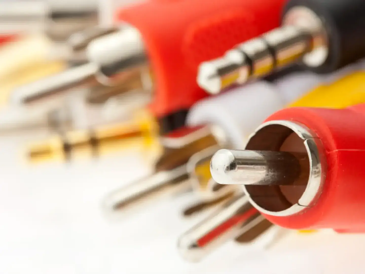 「RCAケーブル」と「XLRケーブル」、構造と音質に与える影響を解説<br>~ディープすぎるオーディオケーブルの世界~